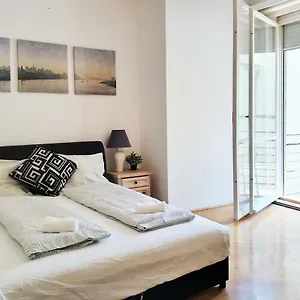 Appartement Gold Rose With 3, Budapest