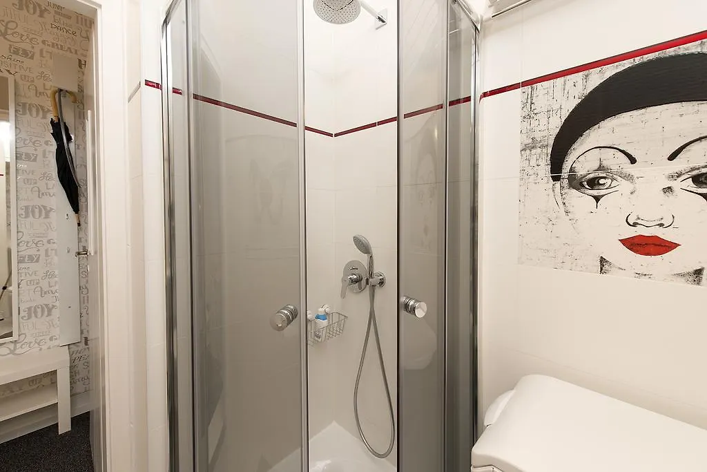 Monroe Central Budapest Apartment